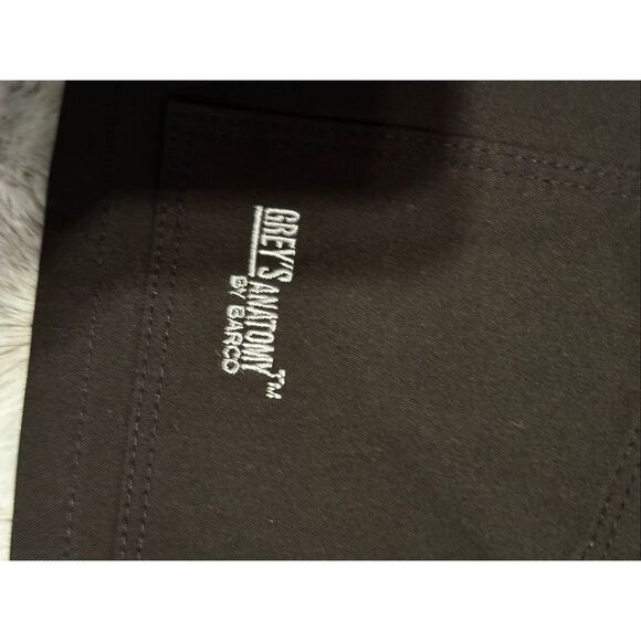 Women’s Grey’s Anatomy Black Women's V-Neck Scrub Top and Pants Size Small - Picture 11 of 16